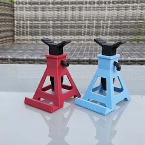 3D Printed Jack Stand Phone Holder – Adjustable Smartphone Stand – Automotive Desk Accessory – Car Enthusiast Gift – Phone Dock Stand