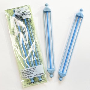 stitch Holders for knitting, double-ended stitch holder, needle sizes No. 2 - 7 or 2.75mm -4.5mm, knitting notions, knitting needles, Clover