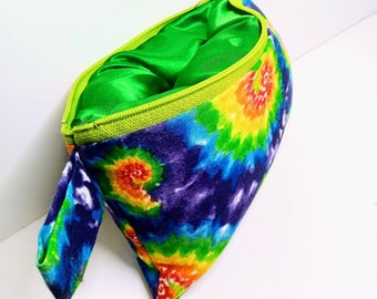 Spiral tie-dye padded bag