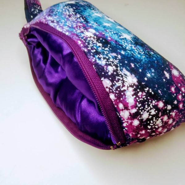 Glitter galaxy padded bag