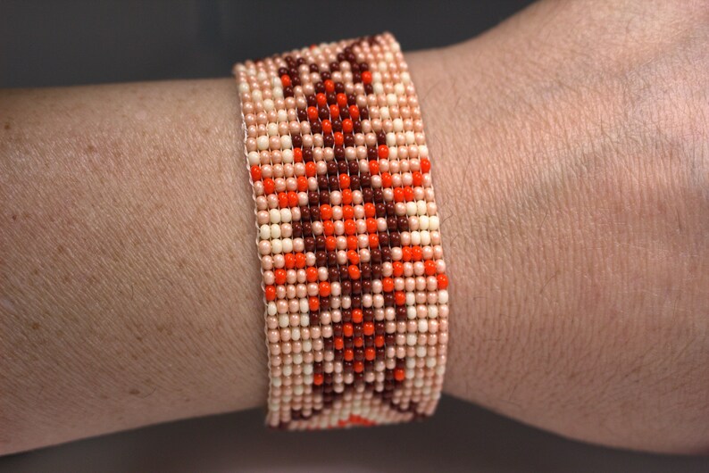Machine à Tisser Perles Colorées - Pour Bracelets, Colliers, Bijoux DIY - Dimensions 29,5x6,8x9 Cm - Inclut Perles Et Accessoires - 5
