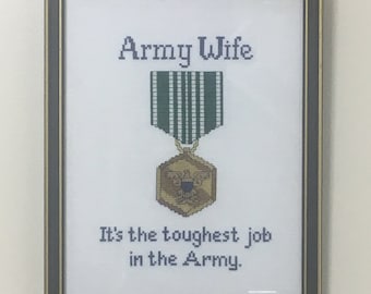 Esposa del ejército - HECHO hecho a mano contó cross stitch imagen