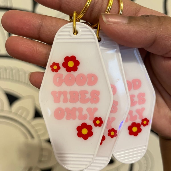 Good Vibes only keychain