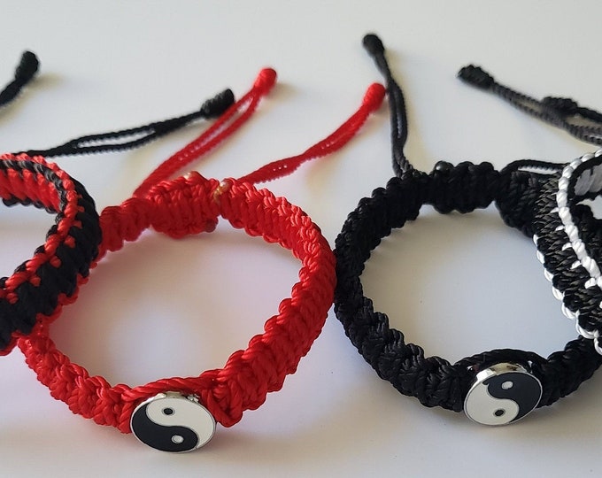 Ying Yang Bracelet, Unisex Bracelet, Ying Yang Nylon string Bracelet, Ying Yang Jewelry, Ying Yang Adjustable Bracelet, Ying Yang Red Sting