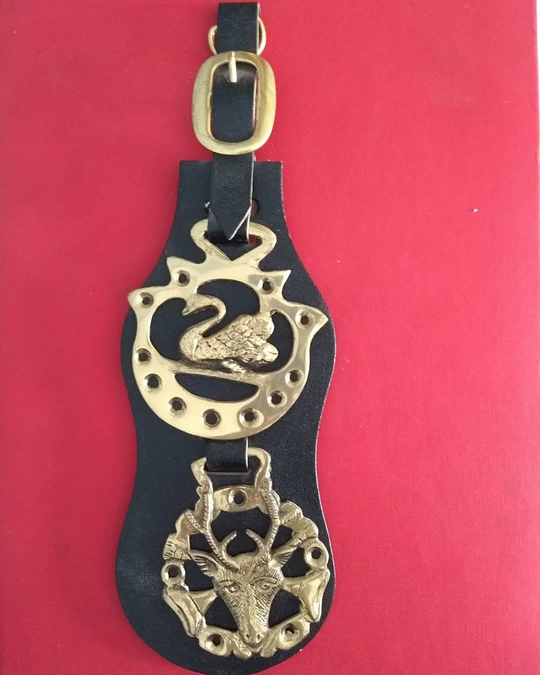 Vintage Brass Wall Hanging/Brass Wall Decor/Home Decor/Belt Etsy.de