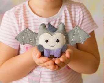 PDF felt Bat Sewing PATTERN & Tutorial - Halloween Bat, felt ornaments, vampire bat, plush pattern, felt halloween toy, easy digital pattern