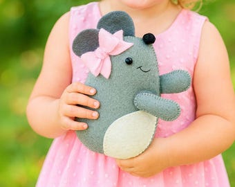 Felt Mouse Sewing Pattern PDF – DIY Plush Toy, Hand Sewing Soft Animal Ornament Tutorial, Easy Beginner Craft, Nursery & Christmas Decor