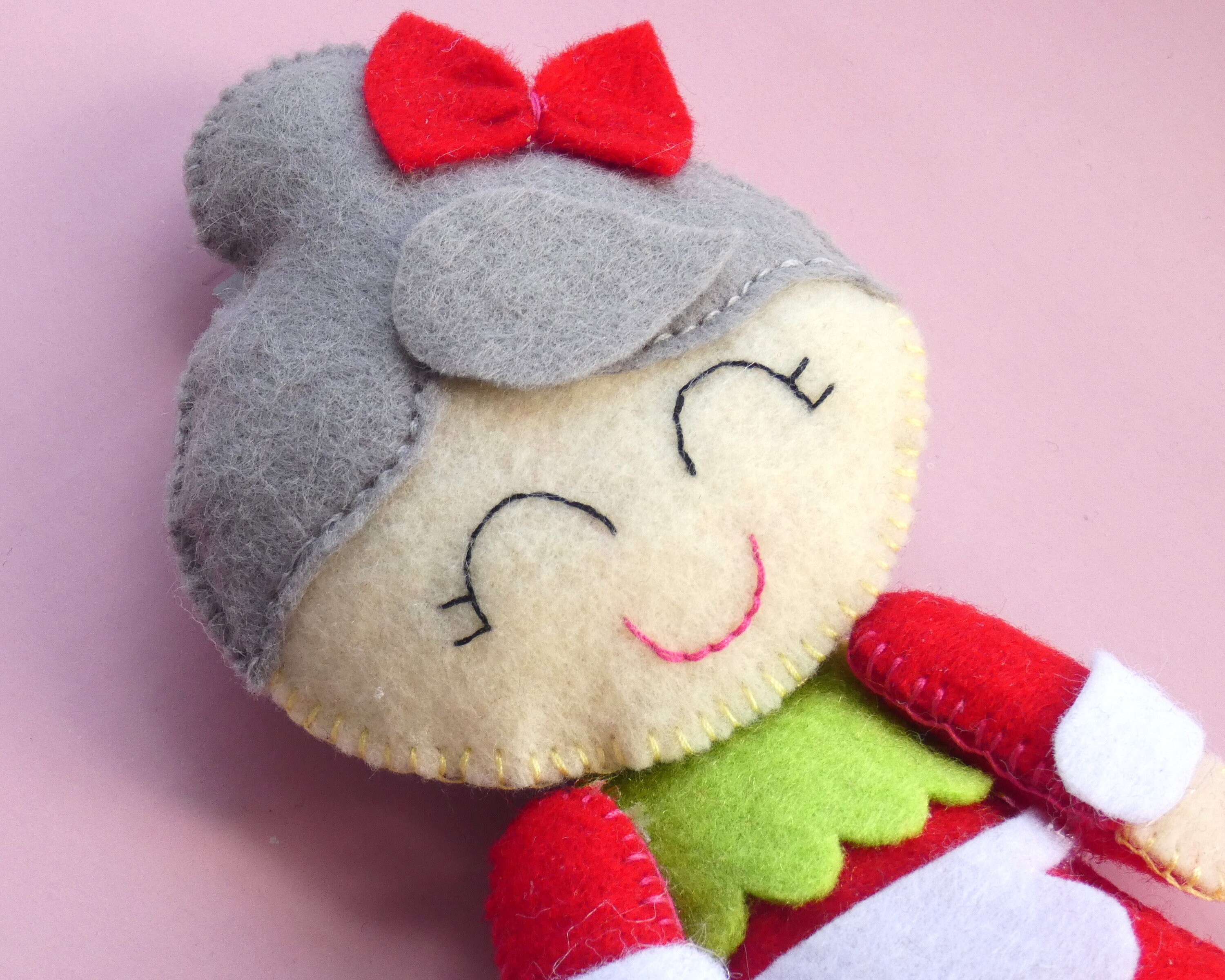 Mrs. Santa Felt Sewing PATTERN PDF &amp; Tutorial Christmas Felt | Etsy