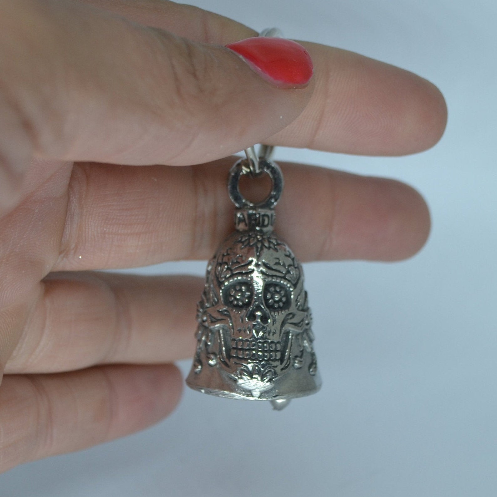 skull guardian bell