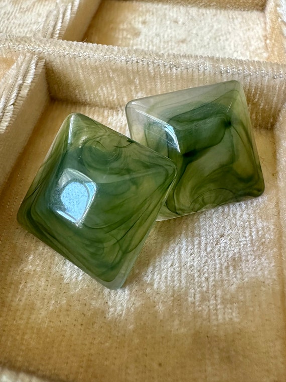 Vintage Green Swirl Lucite Square Earrings - image 3