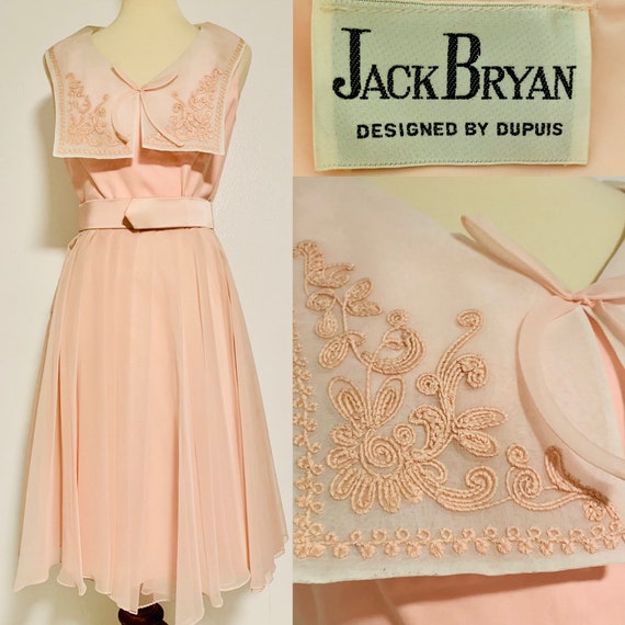 Vintage Pale Pink Sailor Style Collar Mod Dress