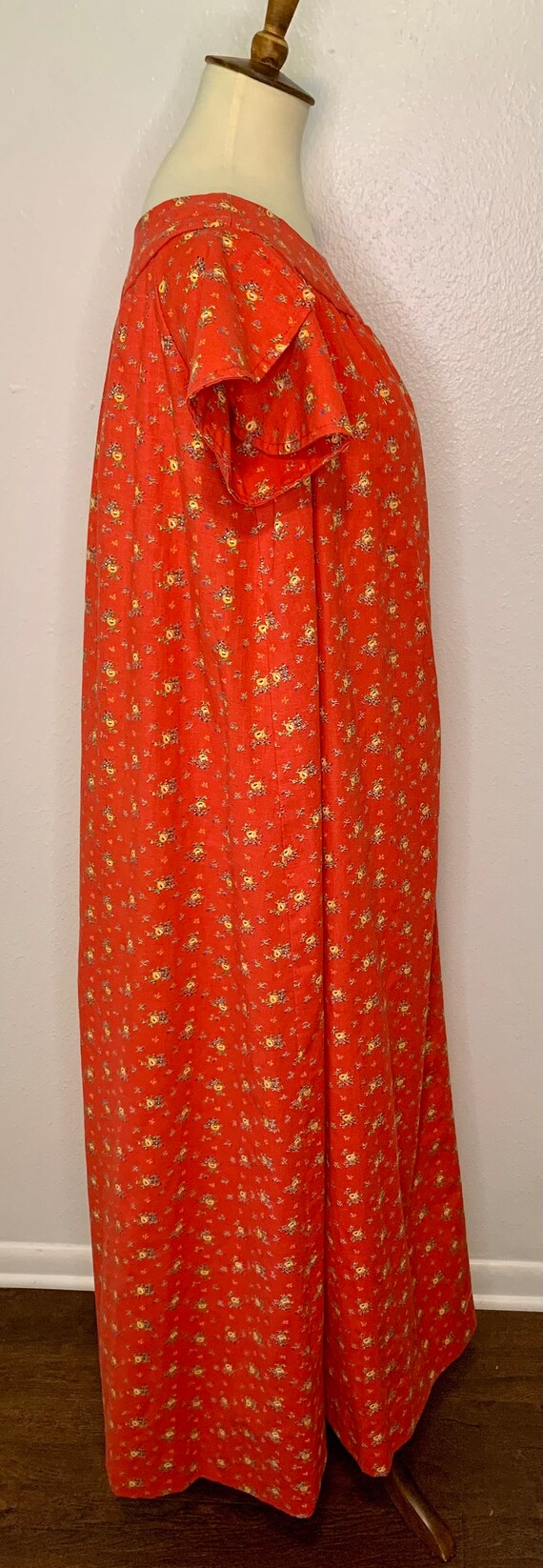 Vintage 70s Red Floral House Dress - image 3