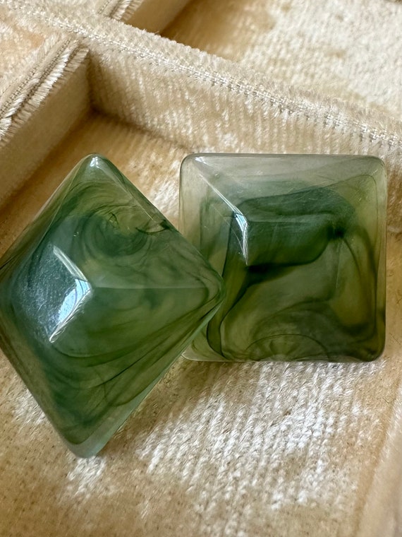 Vintage Green Swirl Lucite Square Earrings - image 1