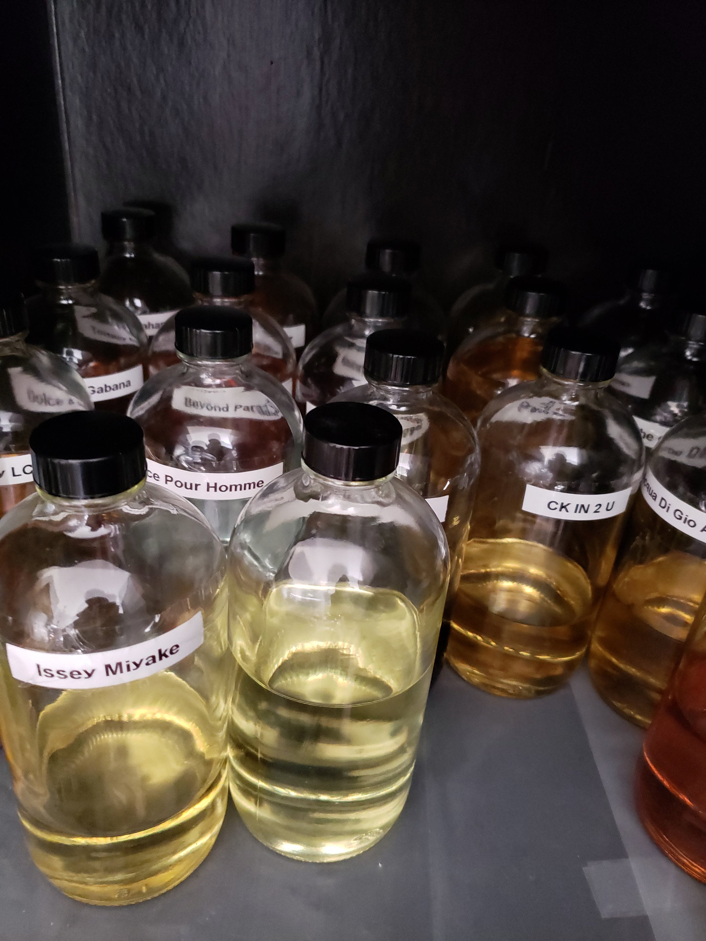 автомобильный ароматизатор кристиан диор. имитации духов. духи имитация оригинала. имитации духов. круглый автопарфюм christian dior miss dior cherie 12ml.