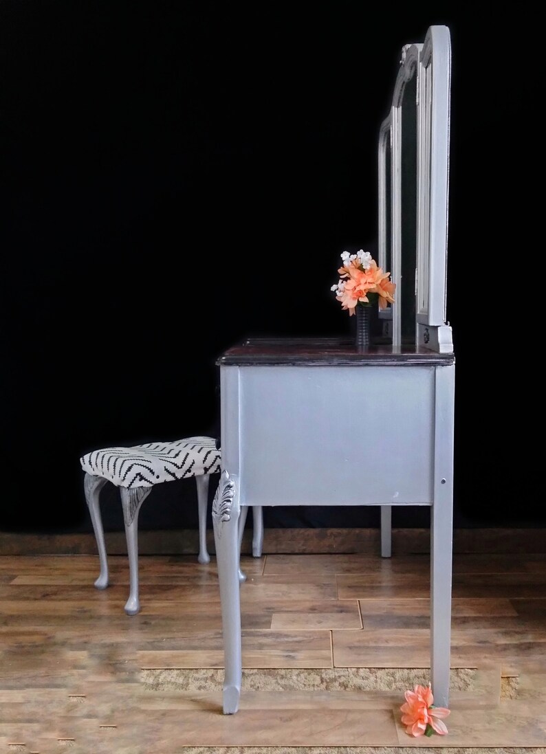 Queen Anne Dressing Table With Mirror Vintage Vanity With Etsy