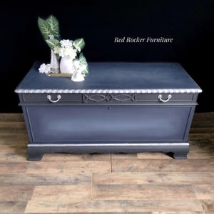 Roos Blanket Box, Cedar Chest Storage, Vintage Cedar Chest, Bench with Storage.  Sturdy Cedar  Storage Bench