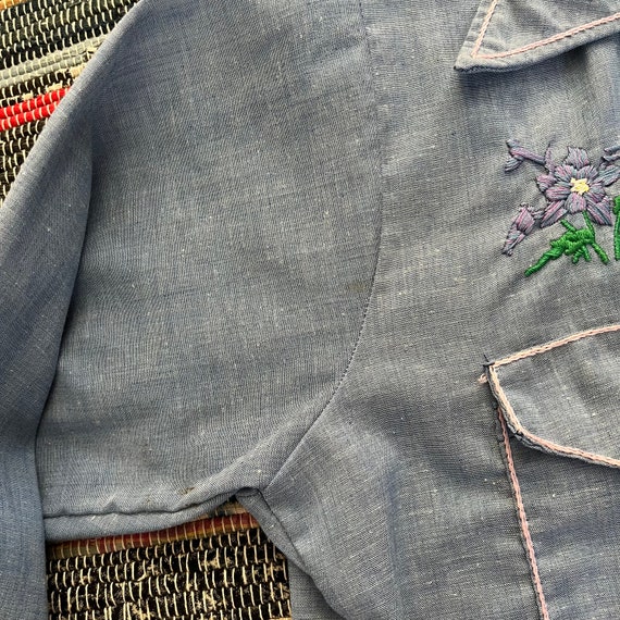 Vintage 70s Embroidered Chambray Womens Cute Size… - image 7