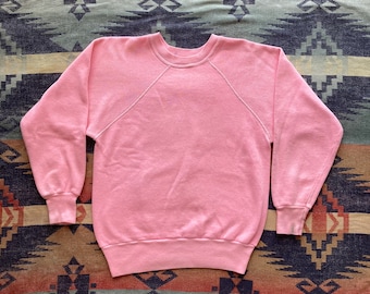 Vintage 70s raglan sleeve pink blank sweater