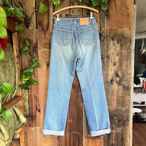 Vintage early 80s Levi’s 501 Wash and Wear Jeans size 28 waist