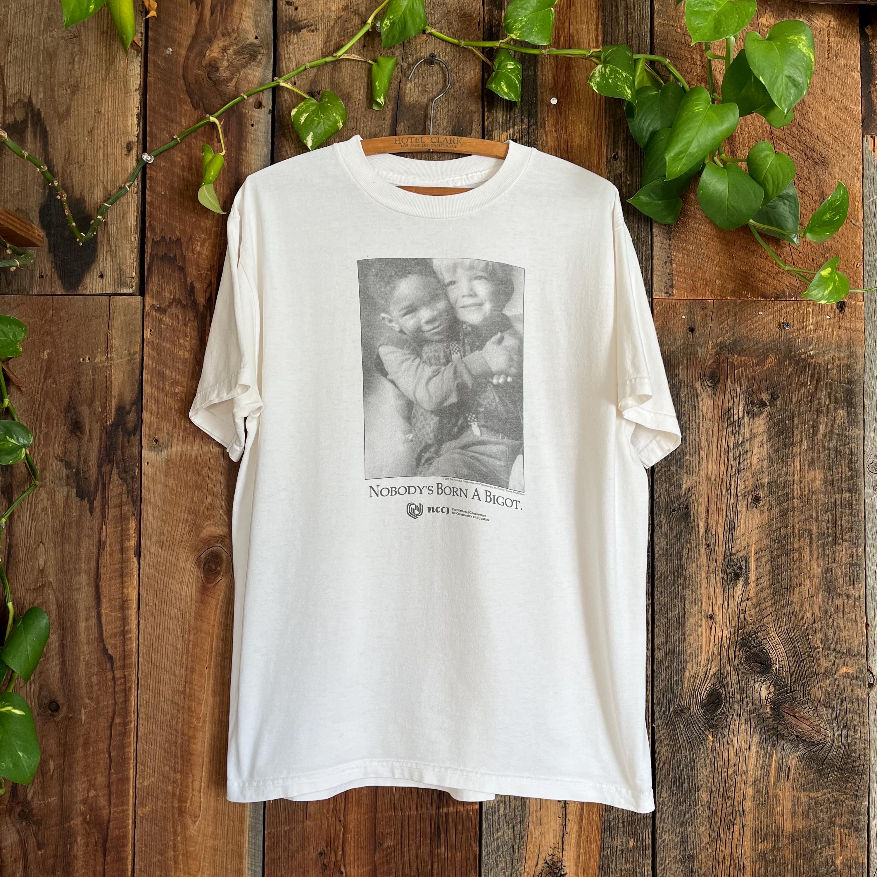 Vintage 90s Nobody is Born a Bigot Anti-racism T Shirt Size L 