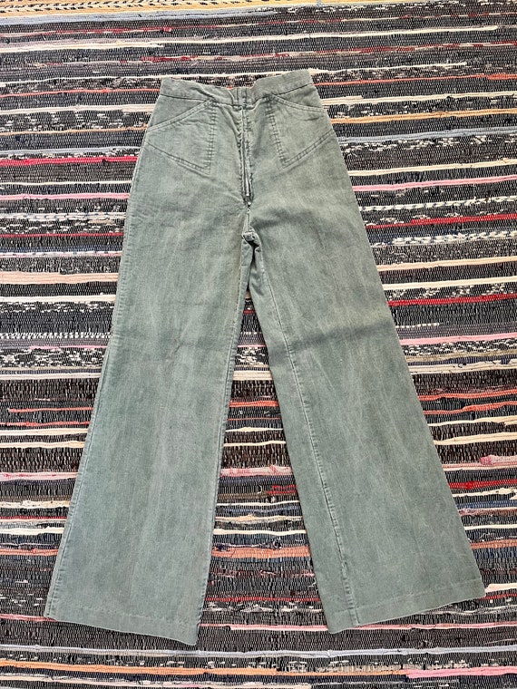 Vintage 70s 80s Green Corduroy Flare BellBottom Pants… - Gem
