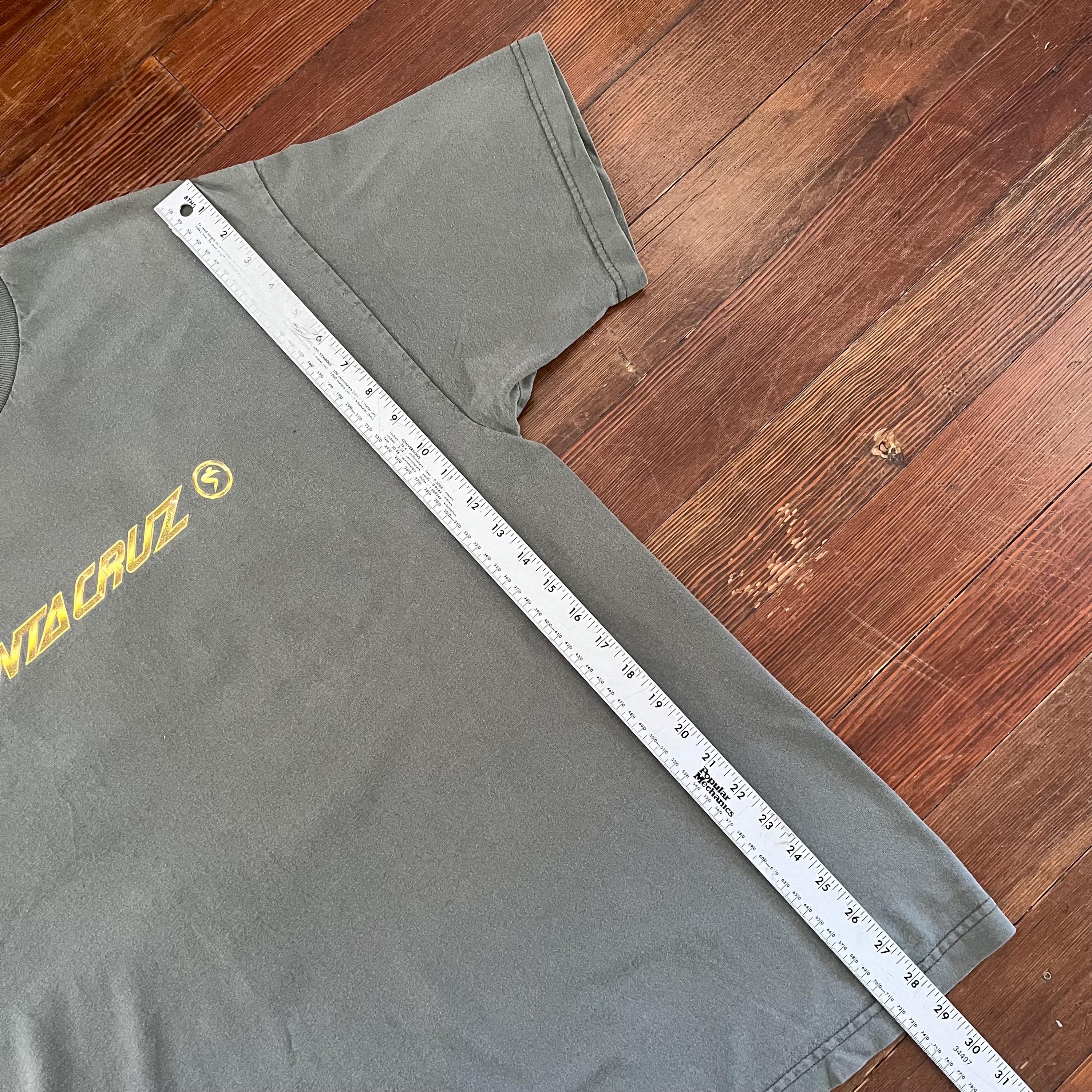 Vintage 90s Santa Cruz Skateboards T-shirt - USA Made XL - Etsy