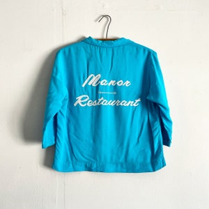 Vintage 60s Chain Stitched Baby Blue rayon women’s 3/4 sleeve button up waitress shirt bowling shirt darted size M to S