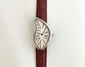 シルバー サルバドール ダリ インスパイア ブラウン レザー ラップ