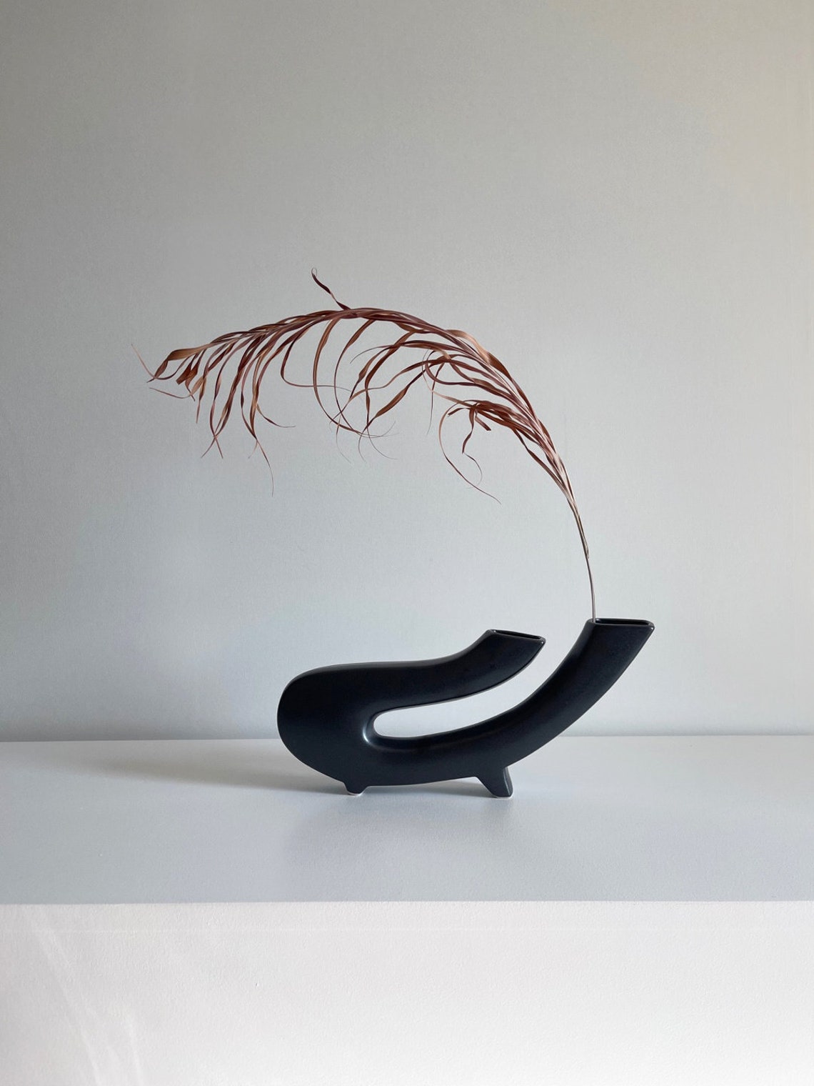 CURVED VASE 02 Ikebana Vase Etsy