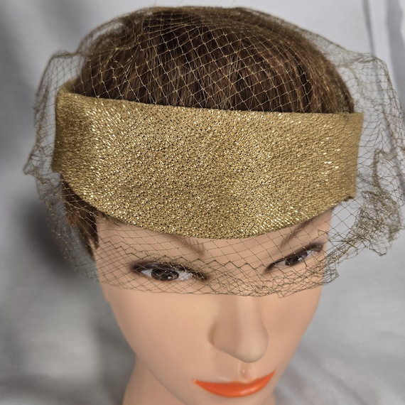 Elegant Hand Made Gold Women\'s Fasnicator with Mesh (Net) Gold Net Fascinator - Etsy main image 3