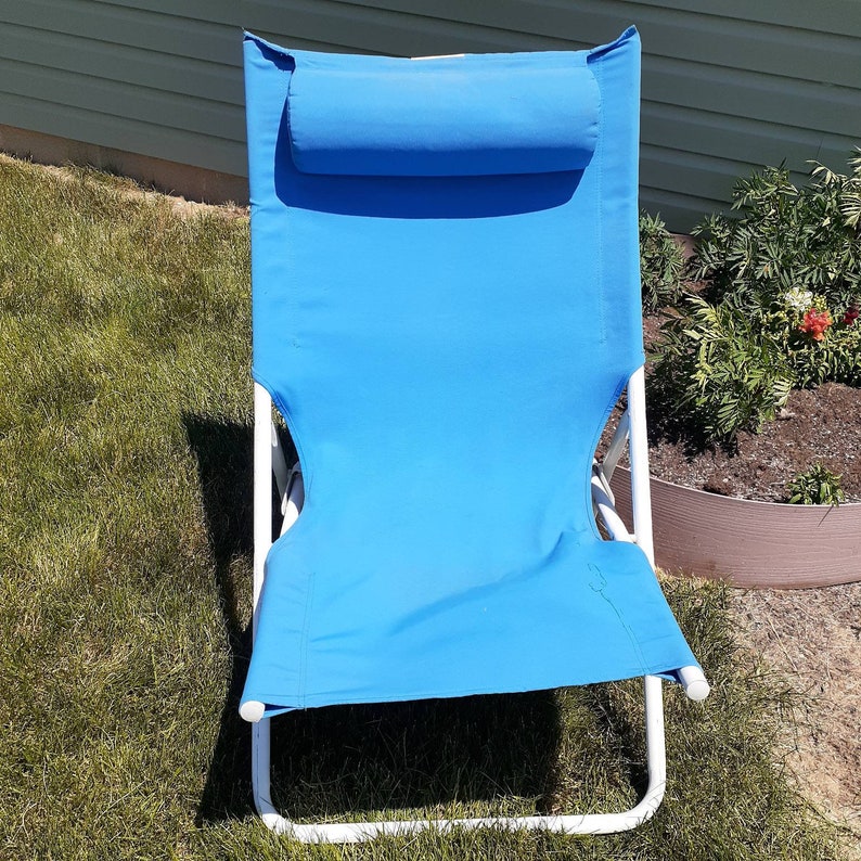Folding High Back Beach Sand Chair Blue Fabric With Headrest Pillow