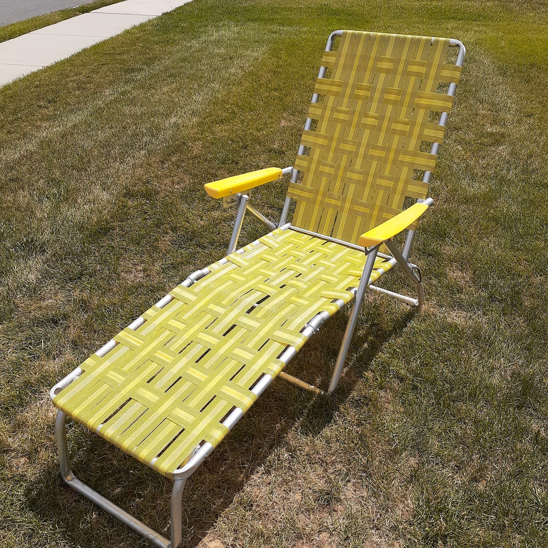 Vintage Folding bed Chaise Lounge Chair Aluminum Frame Yellow Black