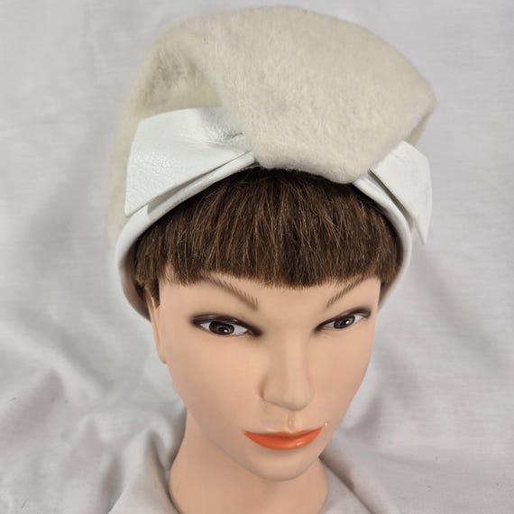 Vintage Hat With Watt and Shand Hat Box Hat is White Faux Fur With