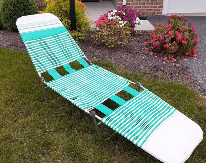 Vintage Jelly Vinyl Tube Folding Lounge Chair Green and White Folding