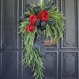 Elegant Door Wreath/XL wreath/Every Day Wreath/Wreath for Door/Year Round Wreath/streaming peony Wreath