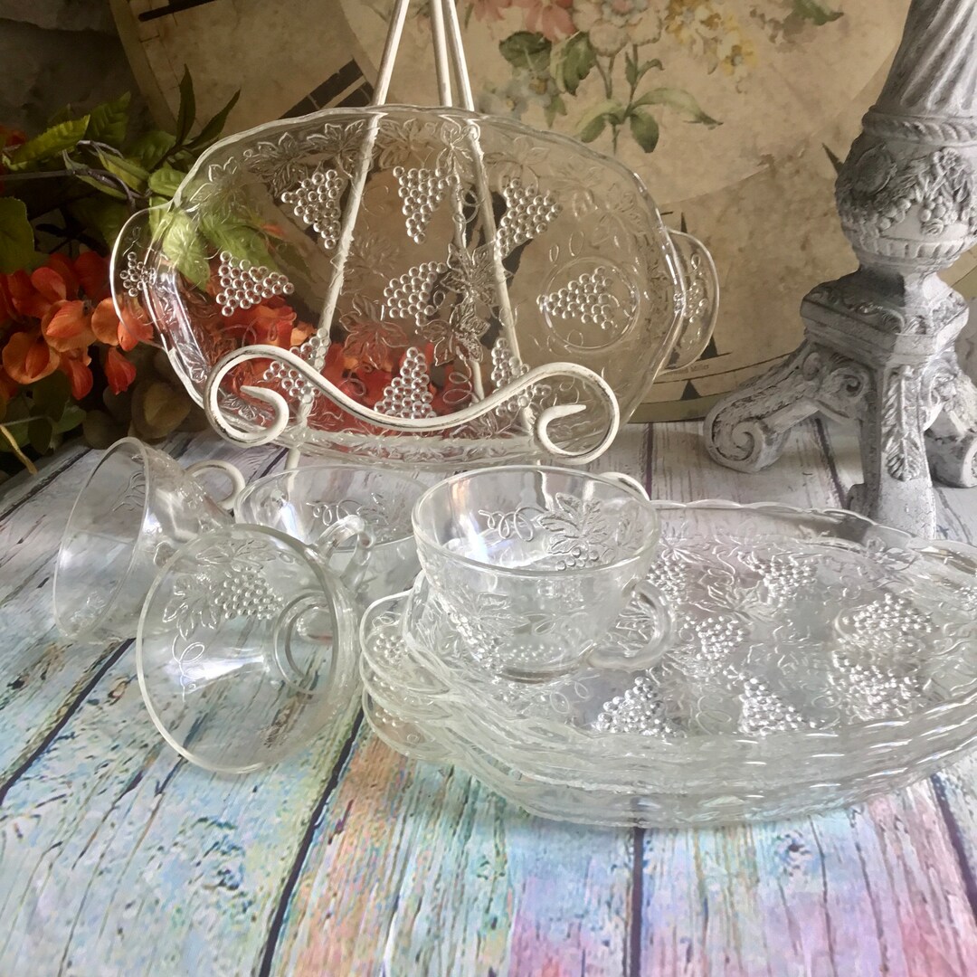 Vintage Glass / Snack Set / Lunch Plates / Dinner Set / Anchor Etsy