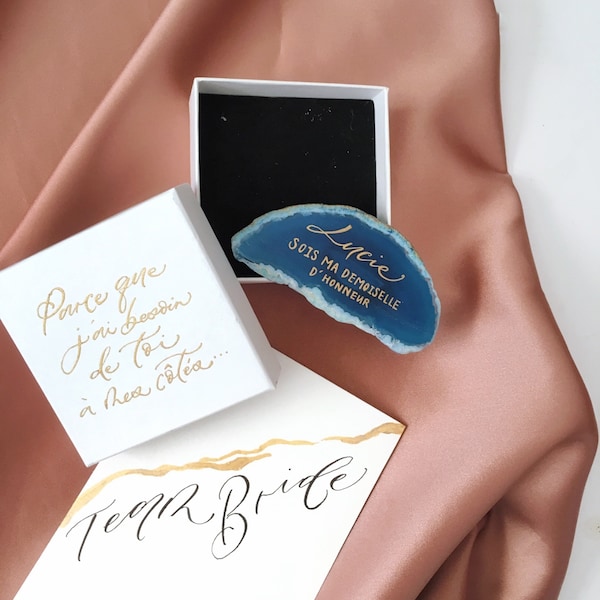 Coffret Cadeau personnalisé / naissance ou témoin ou mariage / Tranche d'agate en calligraphie