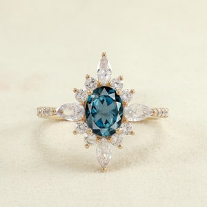 Blue Topaz Birthstone Ring,London Blue Topaz Ring,Promise Ring,Engagement Silver Ring,Vintage,Personalized Gift,Dainty Ring,Bridesmaid Ring