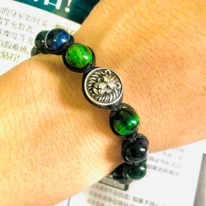 Men&#39;s Beaded Bracelet: Gold Lion, Gemstone Macrame, Adjustable