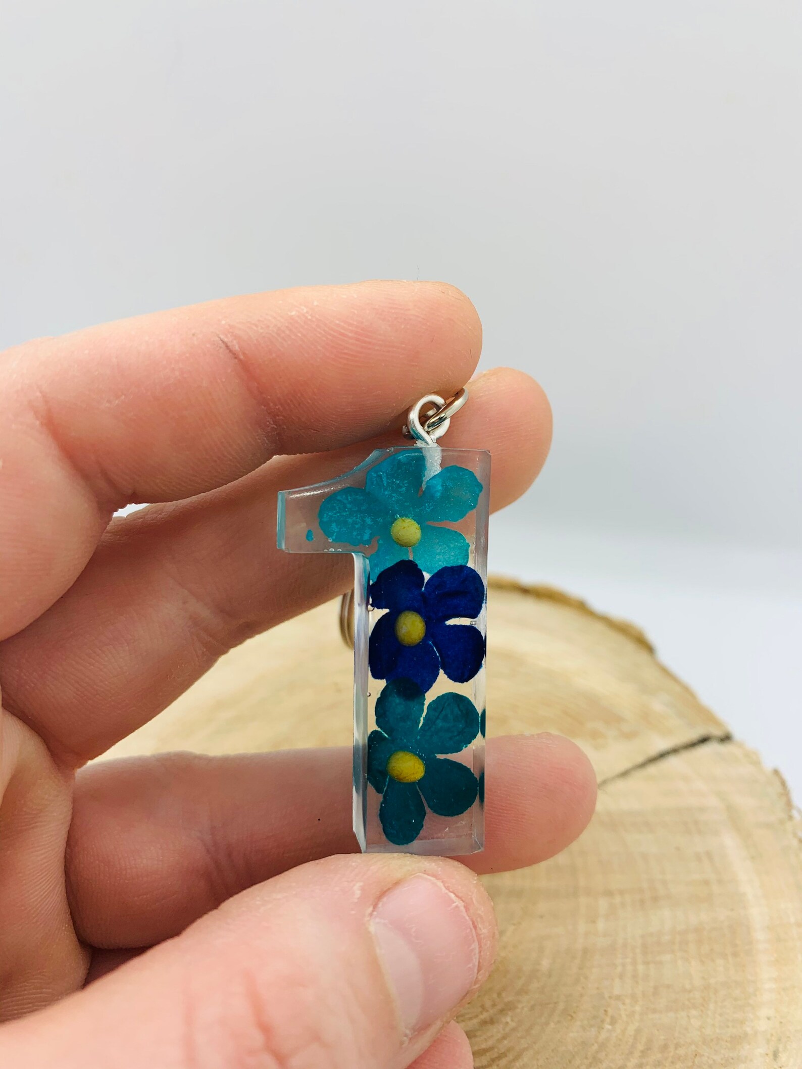 Number keychains vibrant flowers resin art numbers 09 Etsy