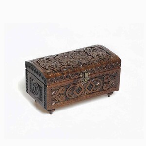 Carved wood box, jewelry box, wooden box, jewellery box, hand carved wooden box, jewelry case wooden, wood jewelry box, [21x11 cm]