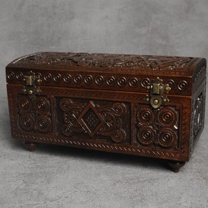 Wood jewelry box, сarved wood box, jewelry box, wooden box, jewelry case, jewellery box, hand carved wooden box, anniversary gift