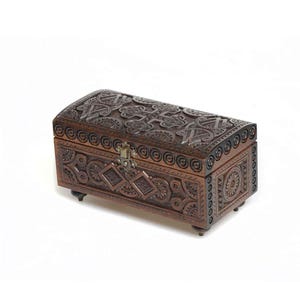 Carved wood box, jewelry box, wooden box, jewellery box, hand carved wooden box, jewelry case wooden, wood jewelry box, anniversary gift