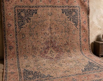 10x13 Vintage-Teppich aus der Türkei: Rosa-Marineblauer Teppich mit Blumenmedaillonmuster