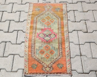 doormat rug 1x3,runner,Rug cut piece runner rug,oushak runner,vintage runner patch runnner,wool runner,rug runner1'4x2'9 Ft SKU:18065 carpet