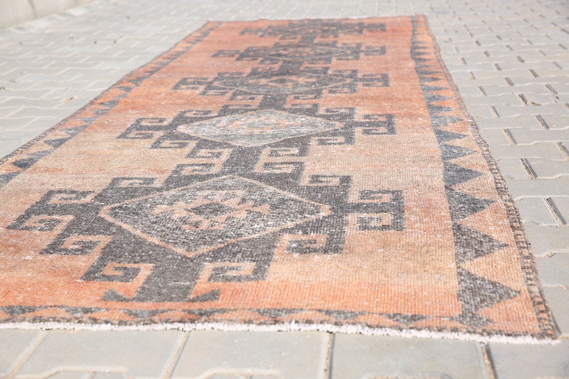 Turkish Runner Rugoushak Runnervintage Rughand Woven Etsy