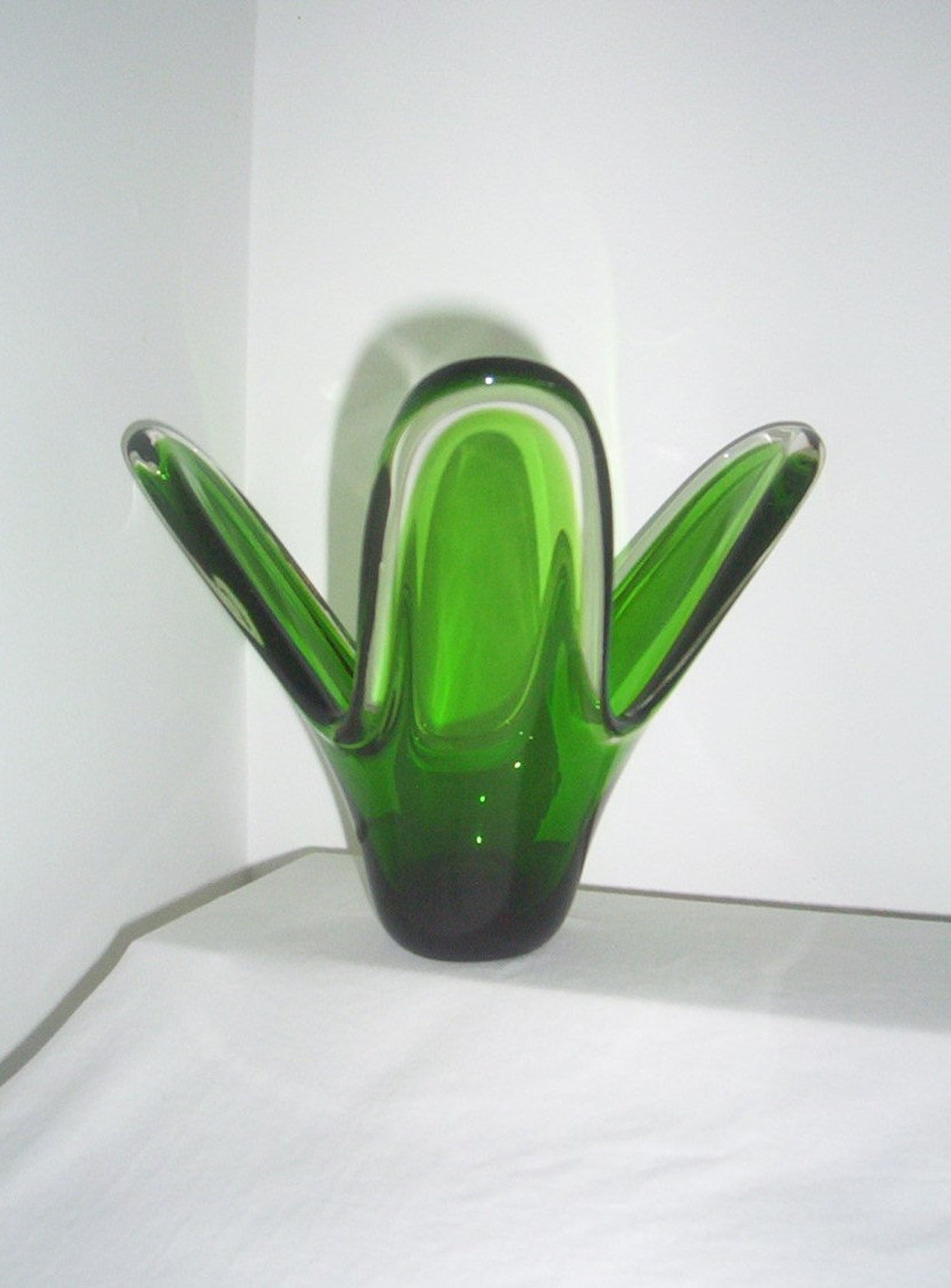 Flygsfors Glasbruk Scandinavian glass Vase Green cased | Etsy