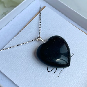 Echter schwarzer Obsidian Herz Anhänger, Geschenk für sie, Schutz Edelstein Halskette, Geschenk für beste Freundin