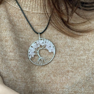 Collar Natural Cuarzo Cuarzo Rosa Árbol de la Vida bebé Rosa, Piedra de cuarzo natural, Colgante Boho, Joyas de yoga, Regalo Para ella, colgante de árbol pequeño