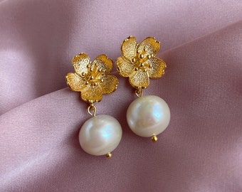 Elegant Akoya Pearl Earrings with gold flowers, bridal gold earrings with pearls, wedding jewelry, gift for wife AAA quality